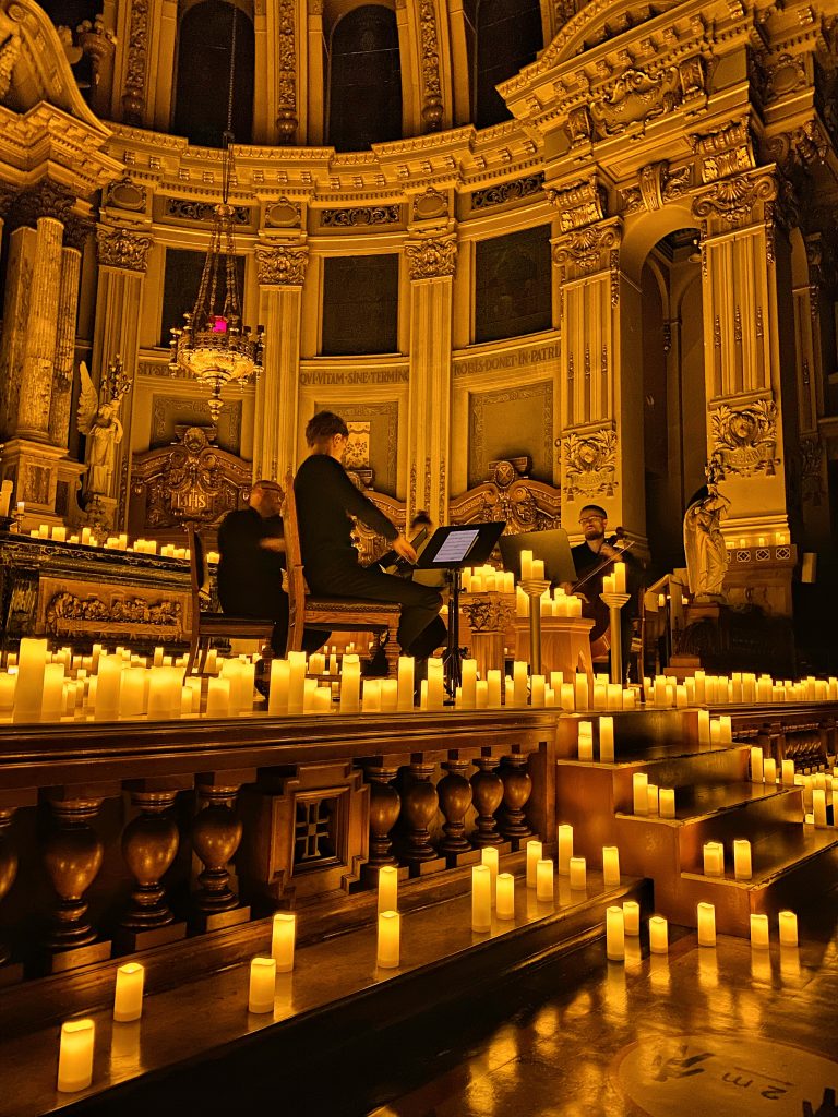 Concert Candlelight à l'Église Notre-Dame-des-Sept-Douleurs, hommage à Queen.